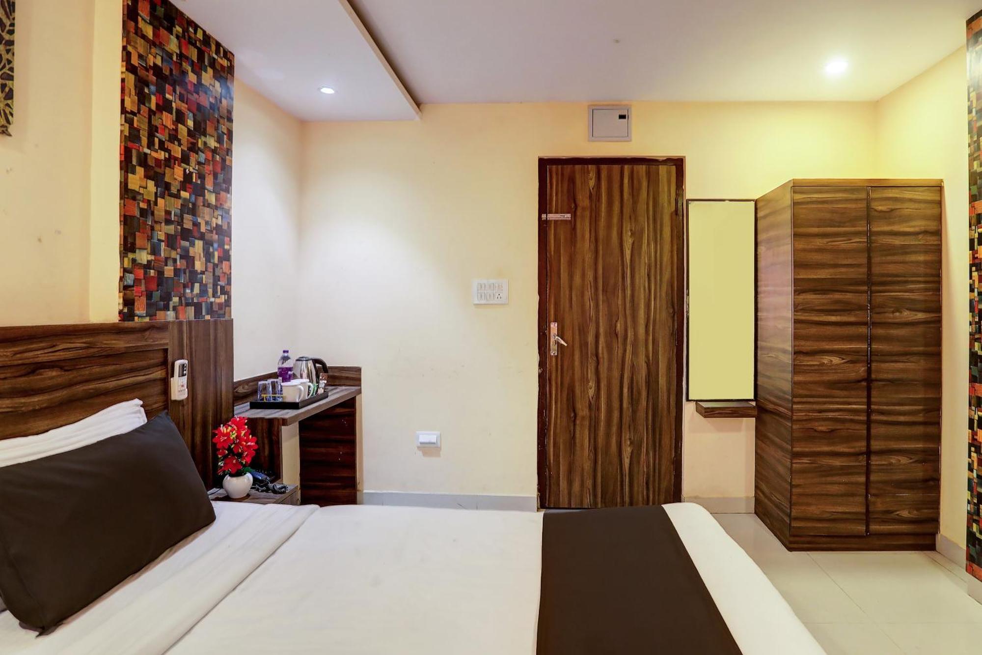 Super Hotel O Vaishnavi Inn ไฮเดอราบัด ภายนอก รูปภาพ