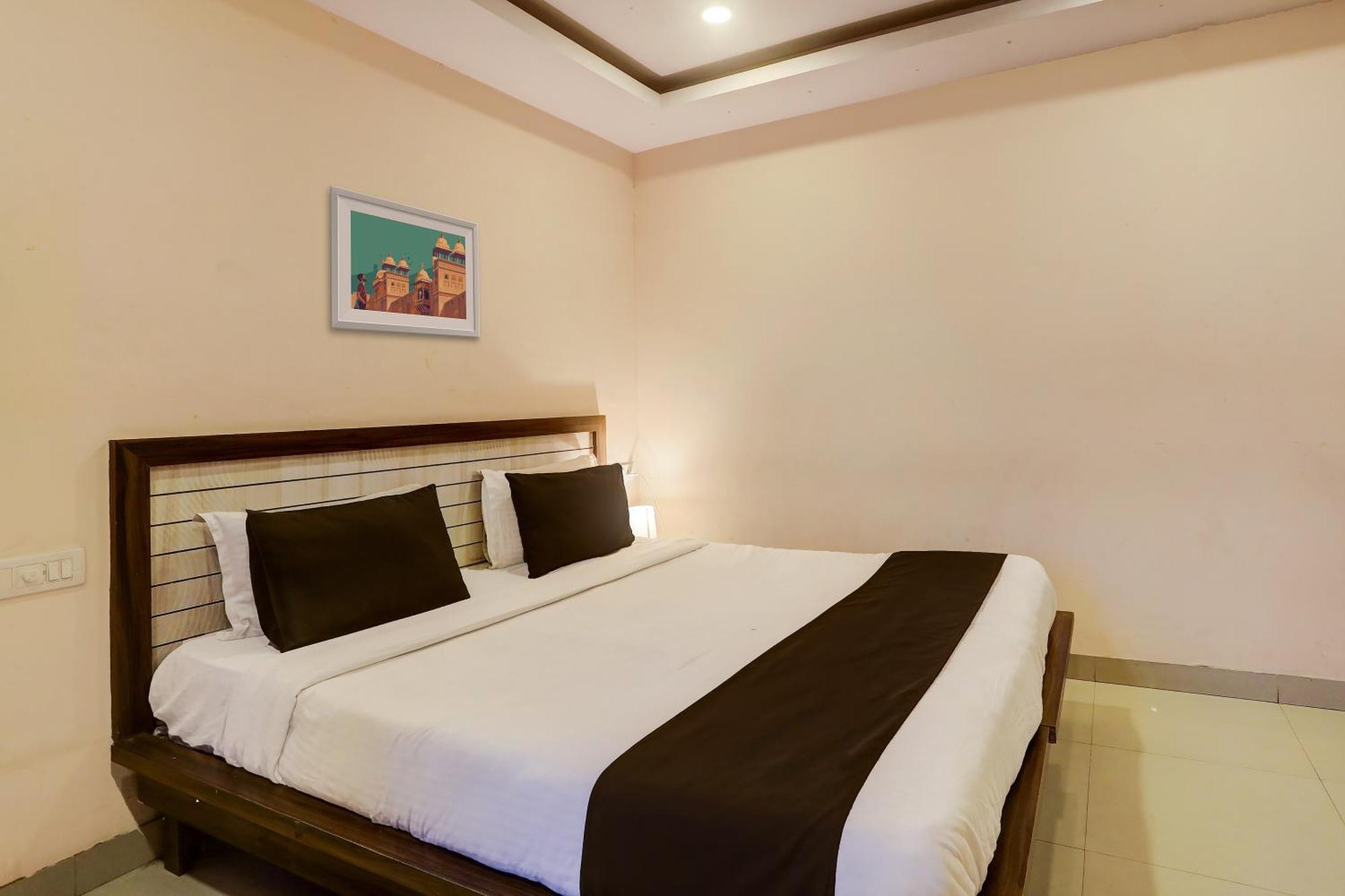 Super Hotel O Vaishnavi Inn ไฮเดอราบัด ภายนอก รูปภาพ