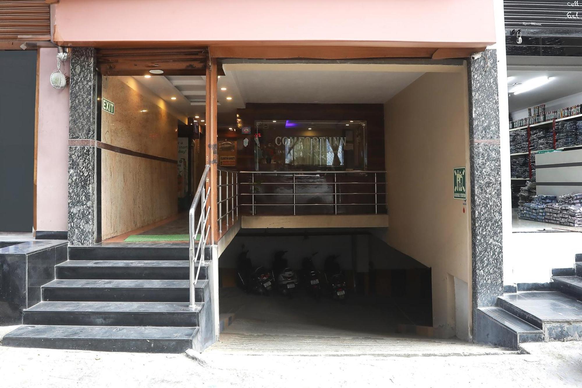 Super Hotel O Vaishnavi Inn ไฮเดอราบัด ภายนอก รูปภาพ
